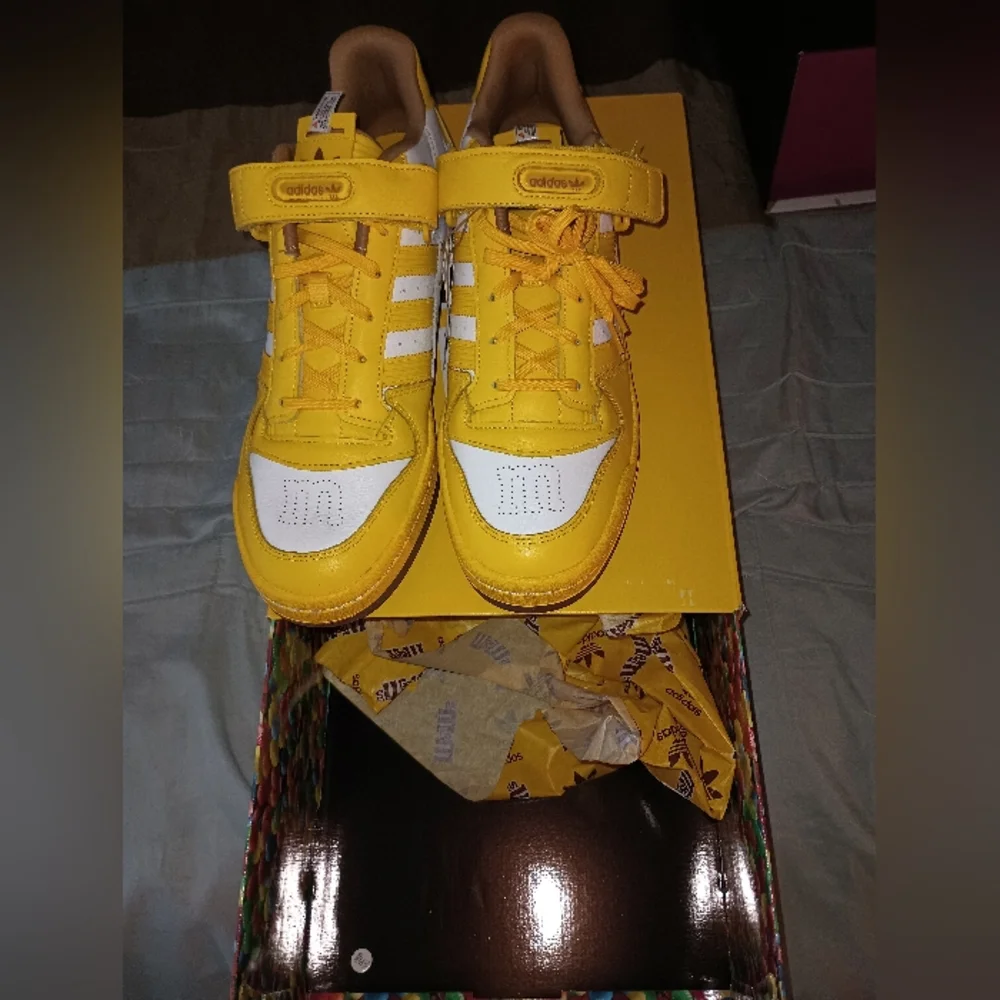 Men size 12 m&m yellow low top Adidas - Picture 6 of 10